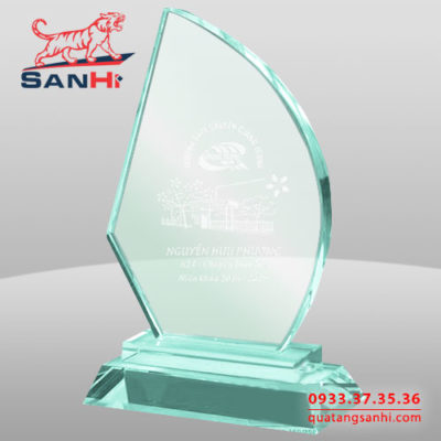 Kỷ niệm chương thuỷ tinh SanHi-TT074