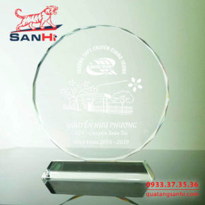 Kỷ niệm chương thuỷ tinh SanHi-TT038