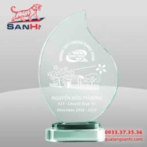 Kỷ niệm chương thuỷ tinh SanHi-TT011